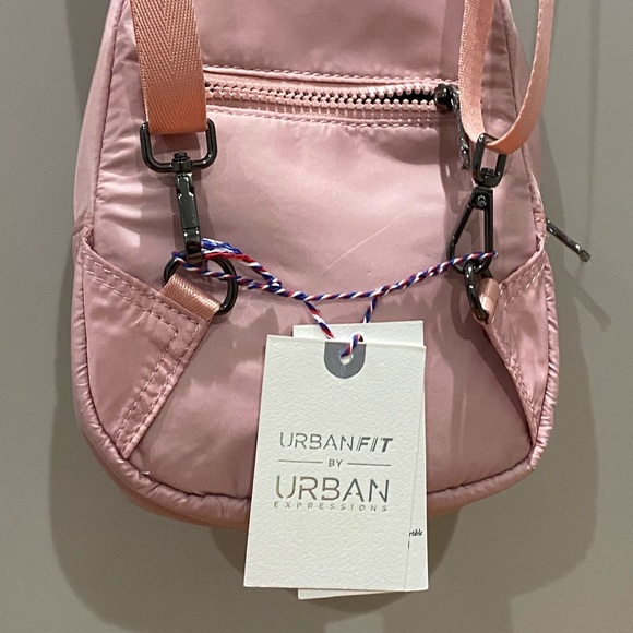 NWT Pretty Pink Quilted Convertible Bag - Picture 5 of 6